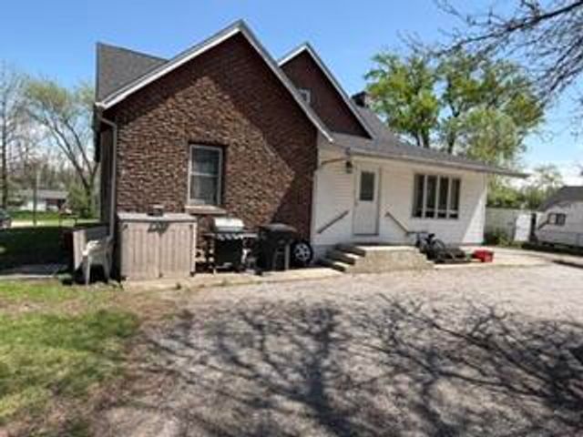 2198 Crisman Road, Portage, IN 46368