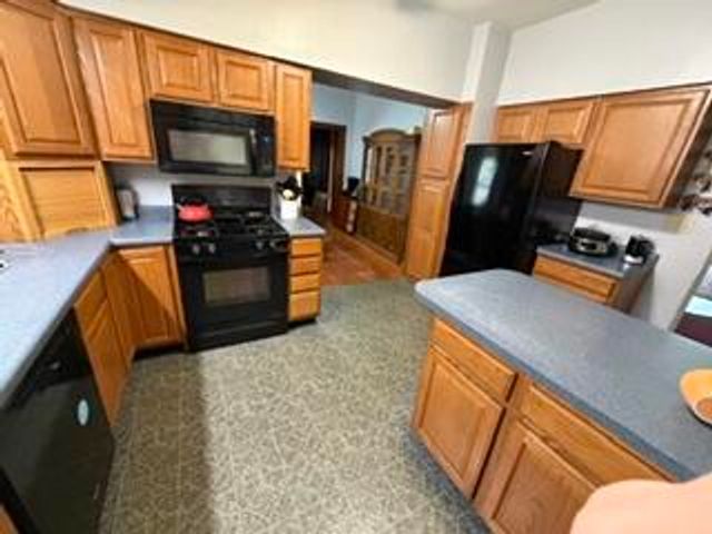 2198 Crisman Road, Portage, IN 46368