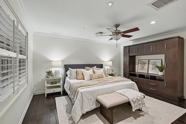 10034 Meadow Lake Lane, Houston, TX 77042
