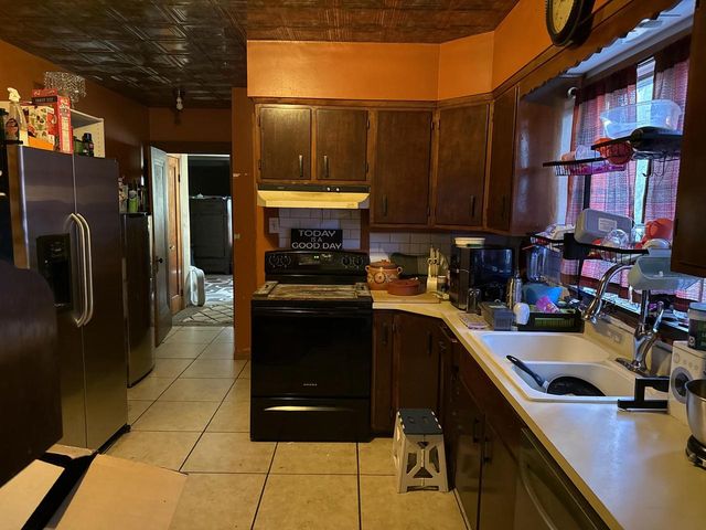 2431 Jerome BOULEVARD, Racine, WI 53403
