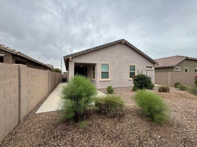 36825 N Yellowstone Drive, San Tan Valley, AZ 85140