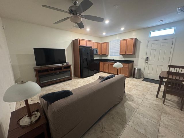 36825 N Yellowstone Drive, San Tan Valley, AZ 85140