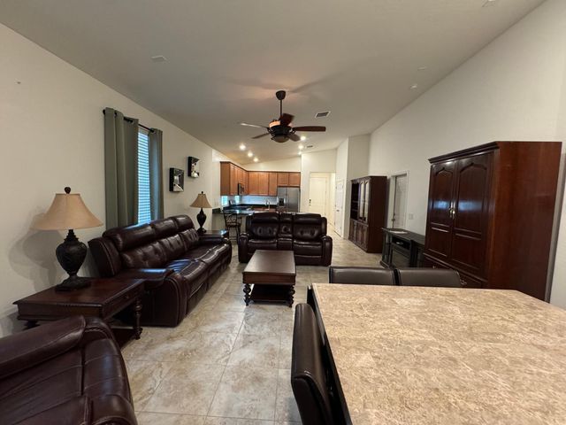 36825 N Yellowstone Drive, San Tan Valley, AZ 85140