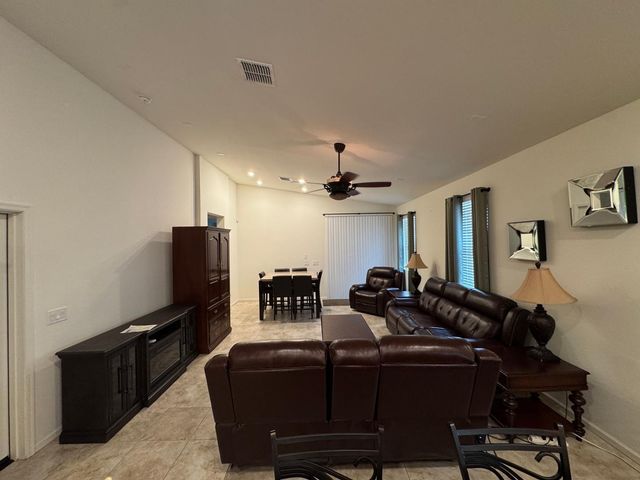 36825 N Yellowstone Drive, San Tan Valley, AZ 85140