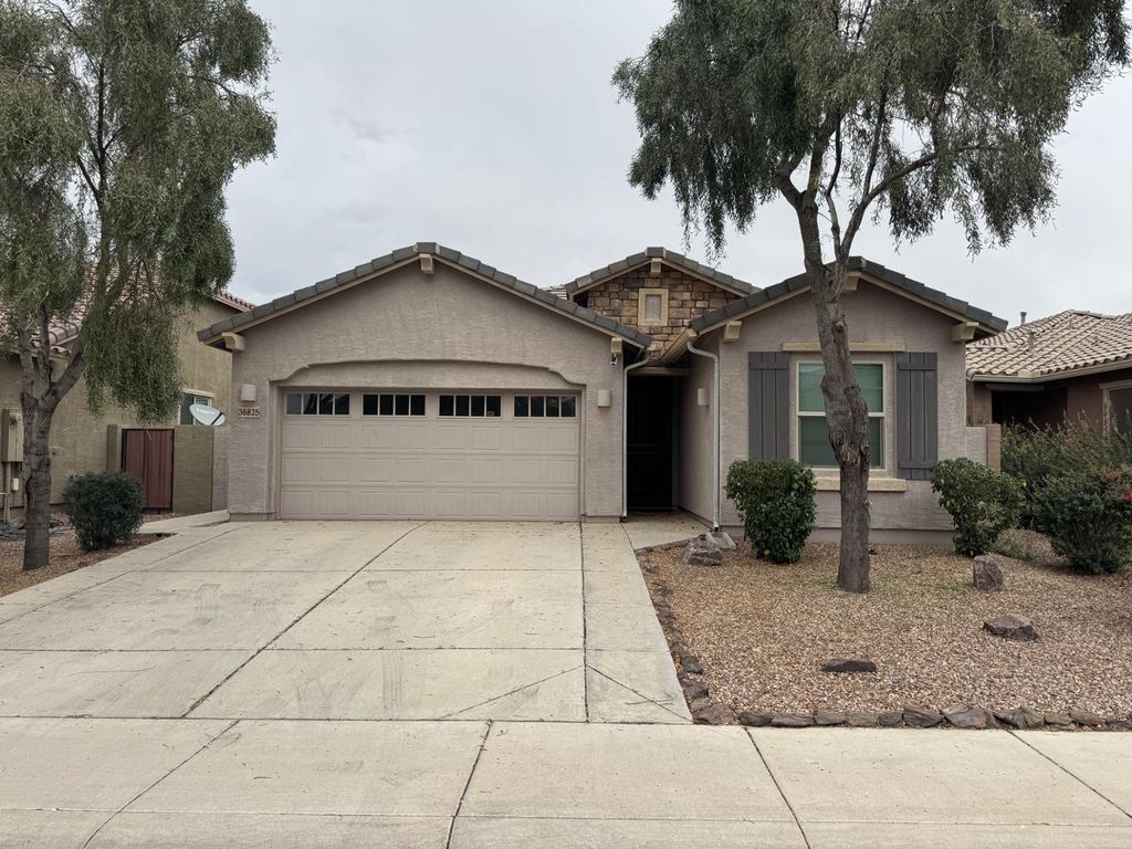 36825 N Yellowstone Drive, San Tan Valley, AZ 85140