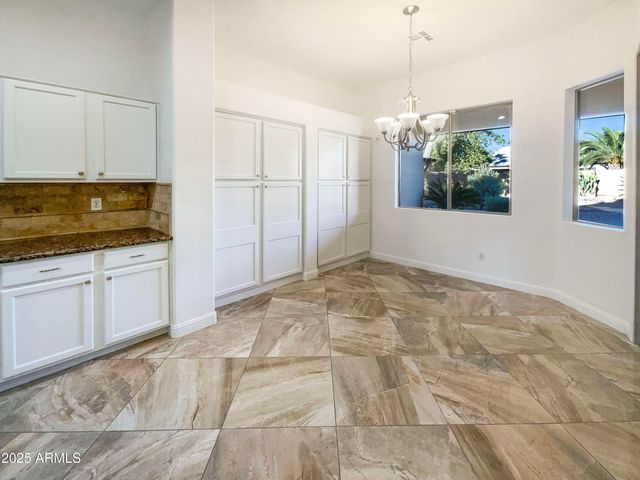 1900 E WOODSMAN Place, Chandler, AZ 85286