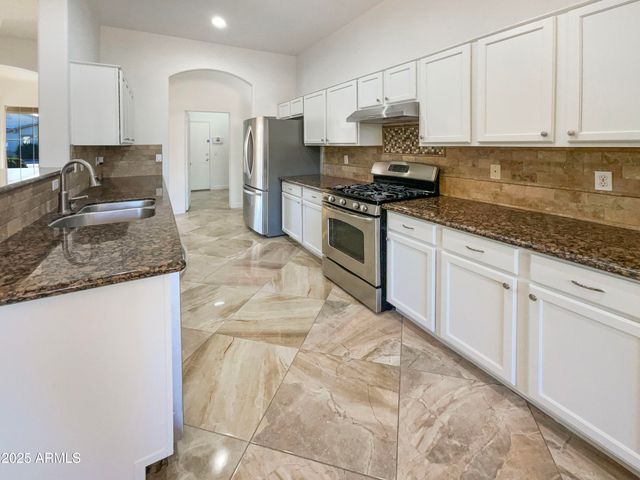 1900 E WOODSMAN Place, Chandler, AZ 85286