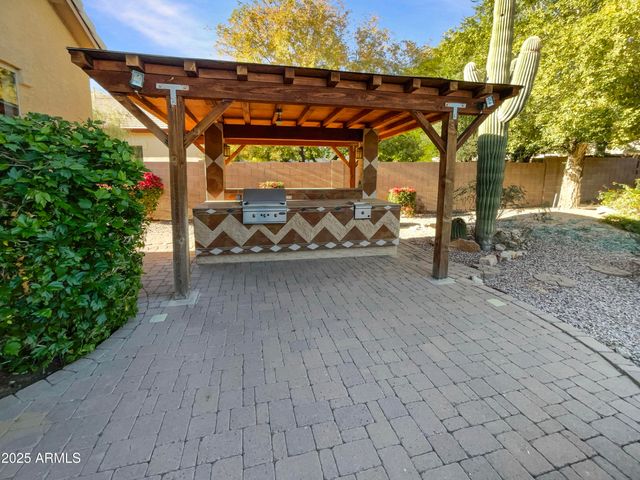 1900 E WOODSMAN Place, Chandler, AZ 85286