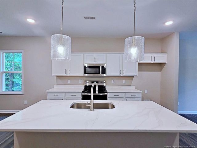 1610 Gardenia Avenue, Fayetteville, NC 28311