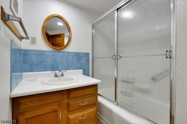 95 HILLCREST ROAD, Watchung Boro, NJ 07069