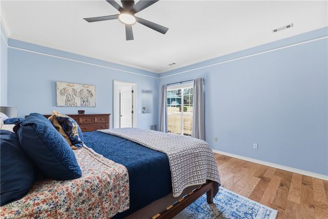 2688 E Londonderry Drive, Fayetteville, AR 72701