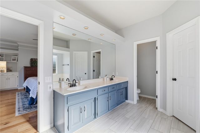 2688 E Londonderry Drive, Fayetteville, AR 72701