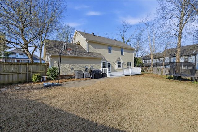 2688 E Londonderry Drive, Fayetteville, AR 72701