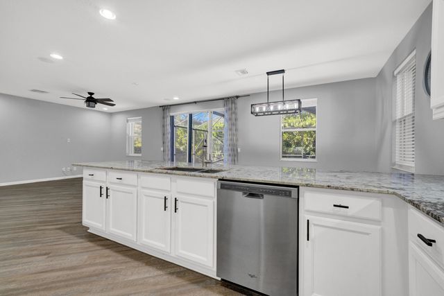 6143 SE Crooked Oak Avenue, Hobe Sound, FL 33455