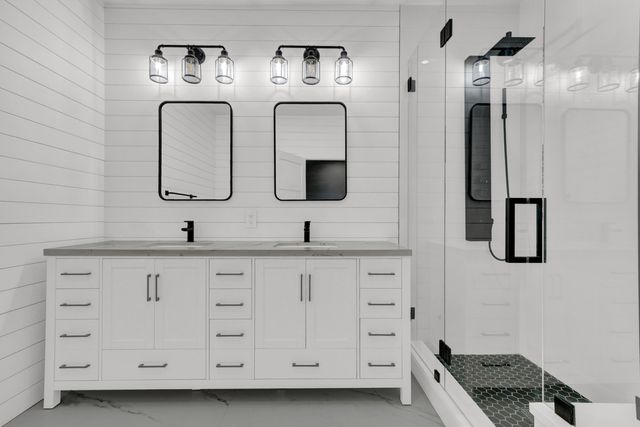 6143 SE Crooked Oak Avenue, Hobe Sound, FL 33455