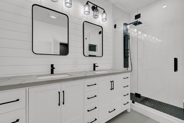 6143 SE Crooked Oak Avenue, Hobe Sound, FL 33455