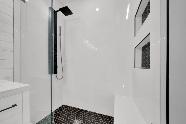 6143 SE Crooked Oak Avenue, Hobe Sound, FL 33455