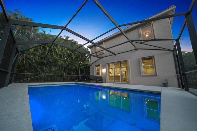 6143 SE Crooked Oak Avenue, Hobe Sound, FL 33455