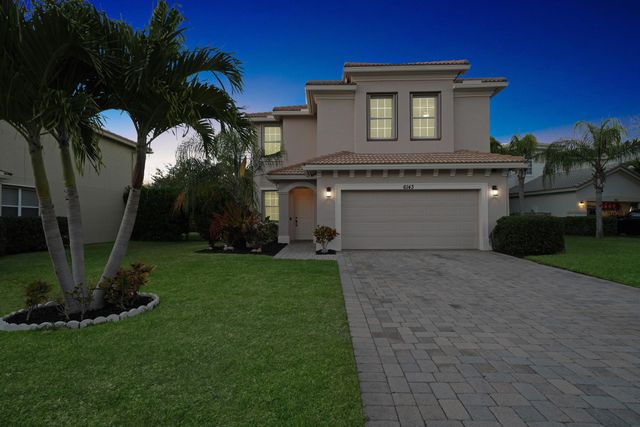 6143 SE Crooked Oak Avenue, Hobe Sound, FL 33455