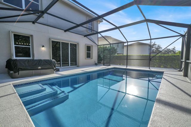 6143 SE Crooked Oak Avenue, Hobe Sound, FL 33455