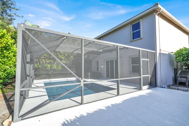 6143 SE Crooked Oak Avenue, Hobe Sound, FL 33455