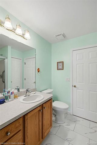 3861 Five Lakes Road, North Branch, MI 48461