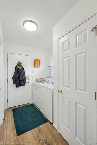 3861 Five Lakes Road, North Branch, MI 48461