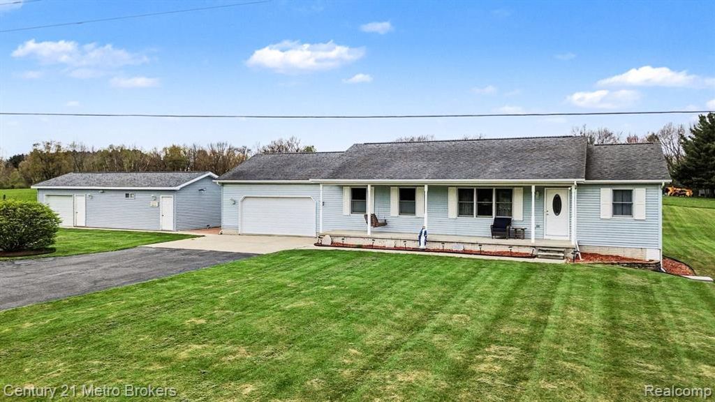 3861 Five Lakes Road, North Branch, MI 48461