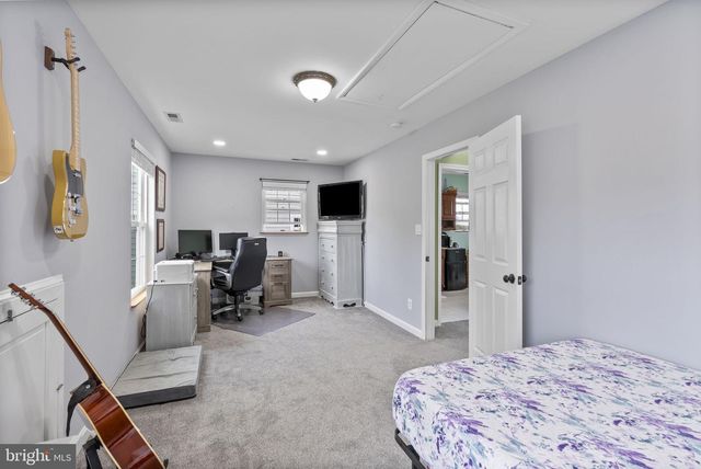 8354 BLETZER RD, Baltimore, MD 21222