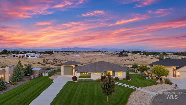 24398 Tombstone Ridge Ct, Middleton, ID 83644