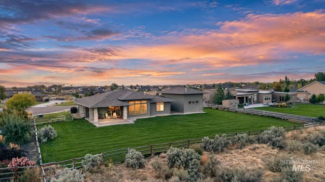 24398 Tombstone Ridge Ct, Middleton, ID 83644
