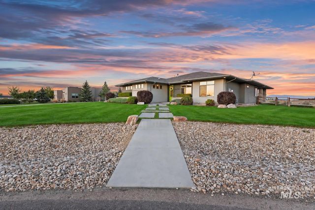 24398 Tombstone Ridge Ct, Middleton, ID 83644