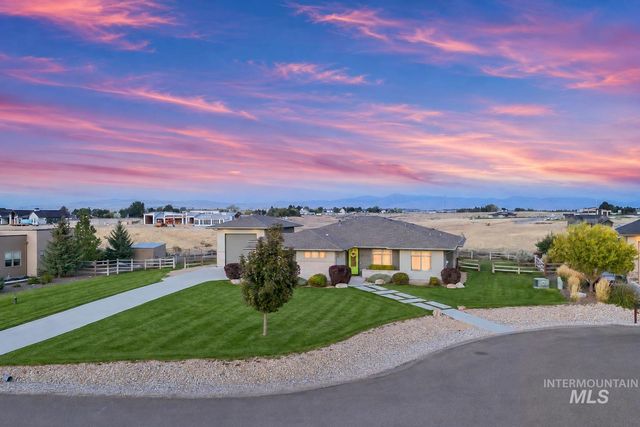 24398 Tombstone Ridge Ct, Middleton, ID 83644