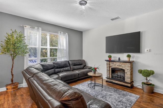 1336 LATTIMORE DRIVE, Clermont, FL 34711