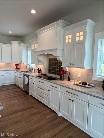 5496 Stone Creek Drive, Solon, OH 44139