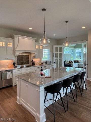 5496 Stone Creek Drive, Solon, OH 44139
