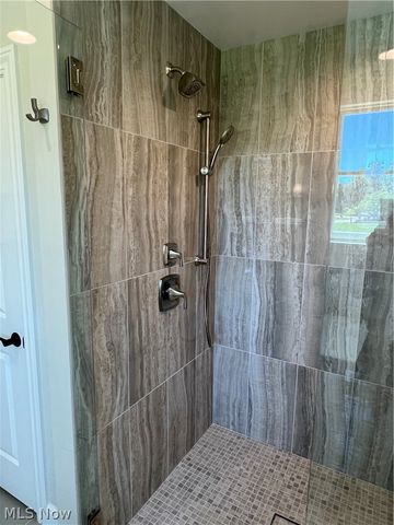 5496 Stone Creek Drive, Solon, OH 44139