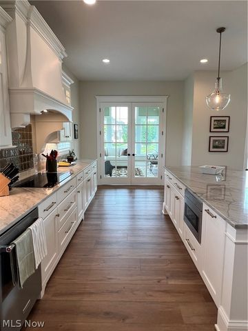 5496 Stone Creek Drive, Solon, OH 44139