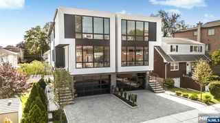 1178 14th, Fort Lee, NJ 07024