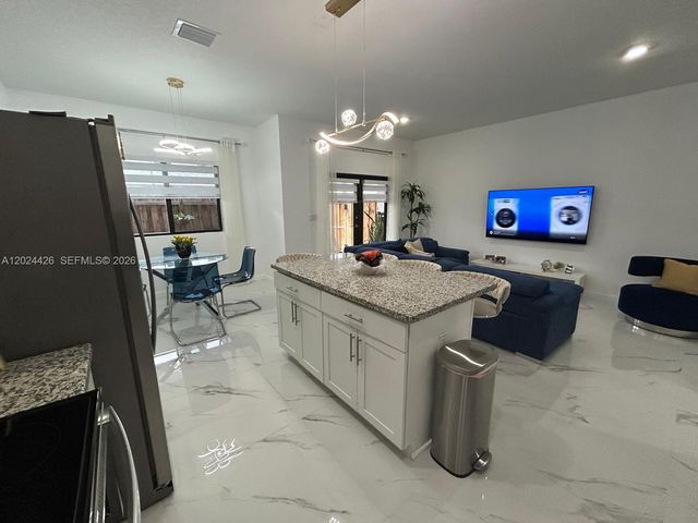 13313 SW 250th TER, Homestead, FL 33032