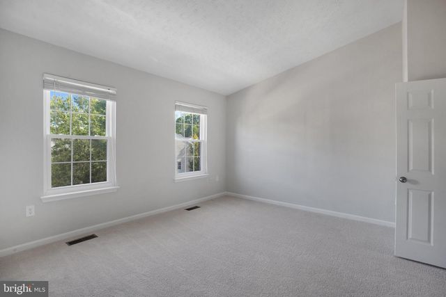 412 W PARK DR, Stafford, VA 22554