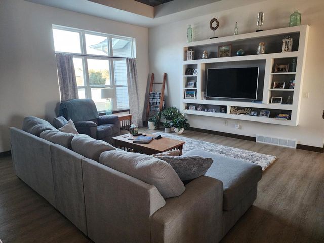 124 Fox TRAIL, Hilbert, WI 54129