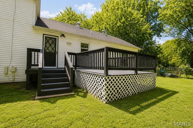 15 Belle Drive, Fairview Heights, IL 62208