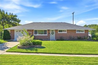 2272 Bushwick Drive, West Carrollton, OH 45439