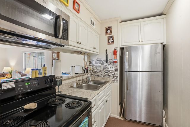 403 Marshall Court 6, Fort Walton Beach, FL 32548