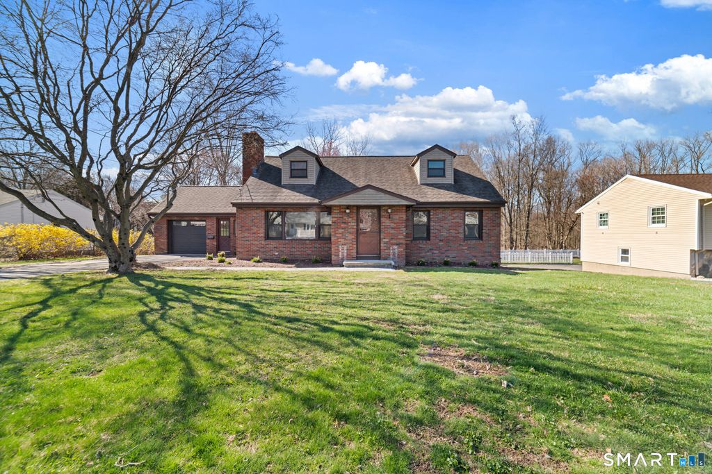 141 Colony Avenue, Trumbull, CT 06611