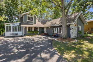 4140 Augusta Drive, Crown Point, IN 46307