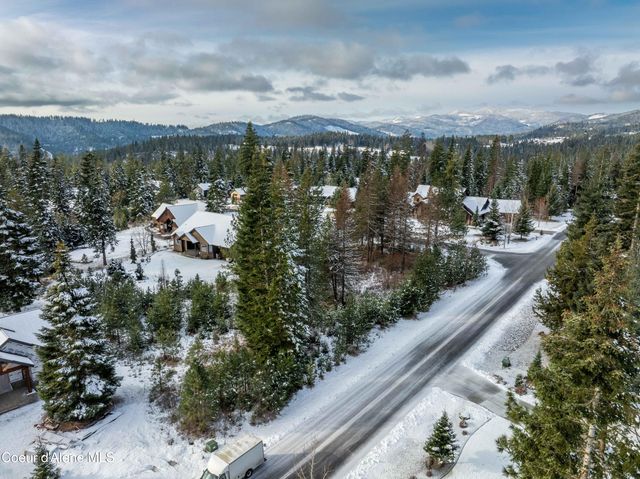 4025 W Cielo View Ct, Coeur D'alene, ID 83814
