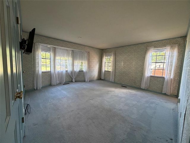 6201 N Barnes Avenue, Oklahoma City, OK 73112