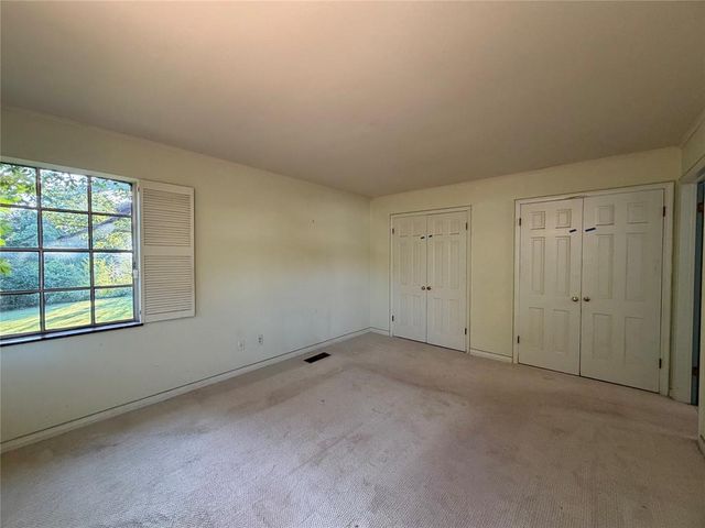 6201 N Barnes Avenue, Oklahoma City, OK 73112